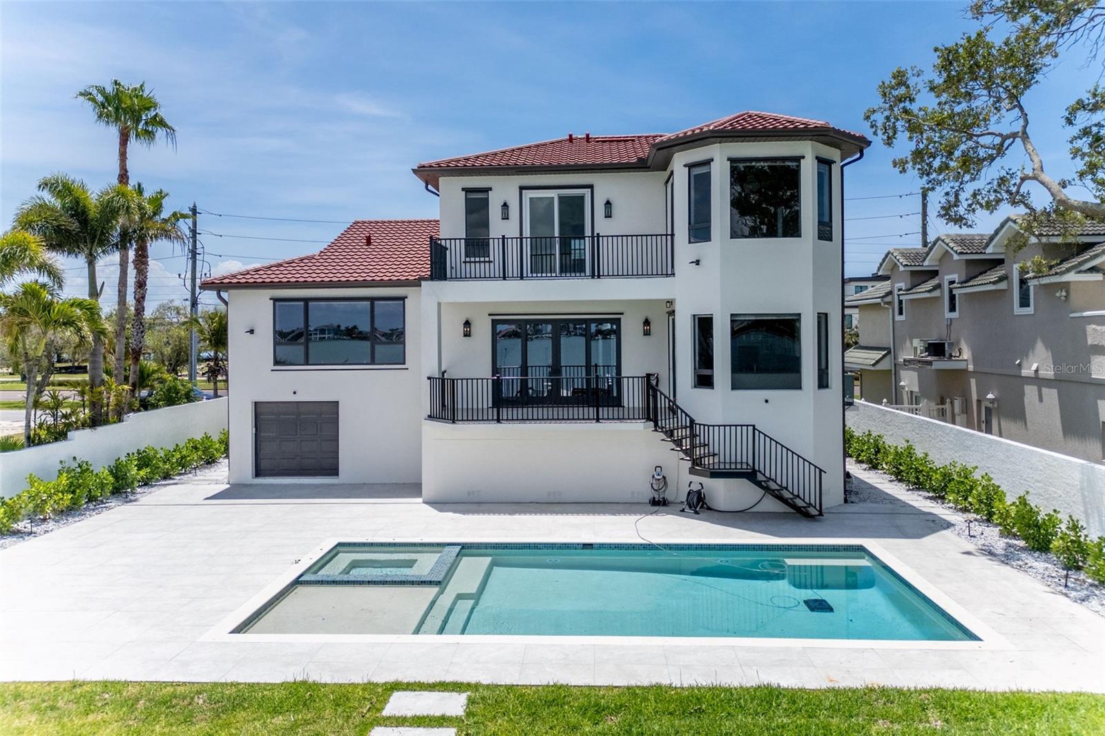 4 PARADISE LN, TREASURE ISLAND, FL, 33706