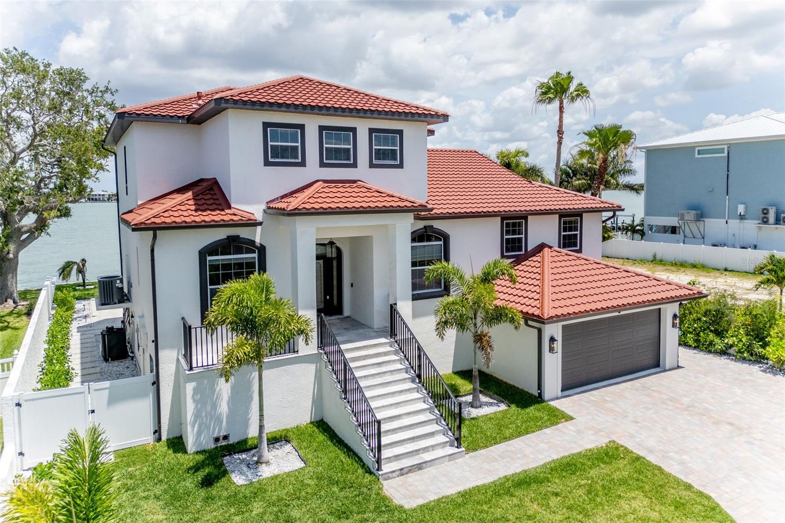 4 PARADISE LN, TREASURE ISLAND, FL, 33706