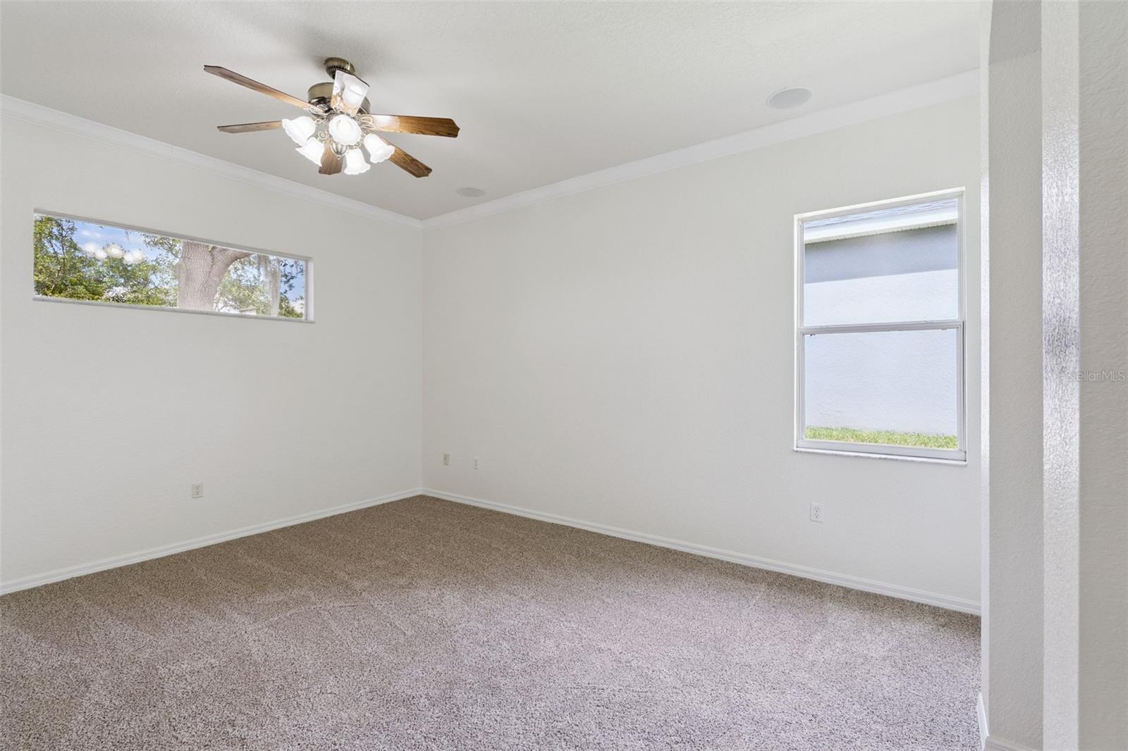 813 SUMMIT GREENS BLVD, CLERMONT, FL, 34711
