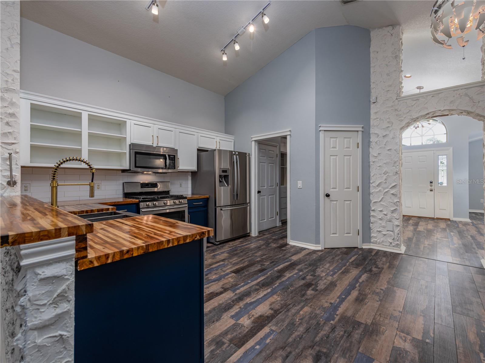 12541 BLAZING STAR DR, TAMPA, FL, 33626