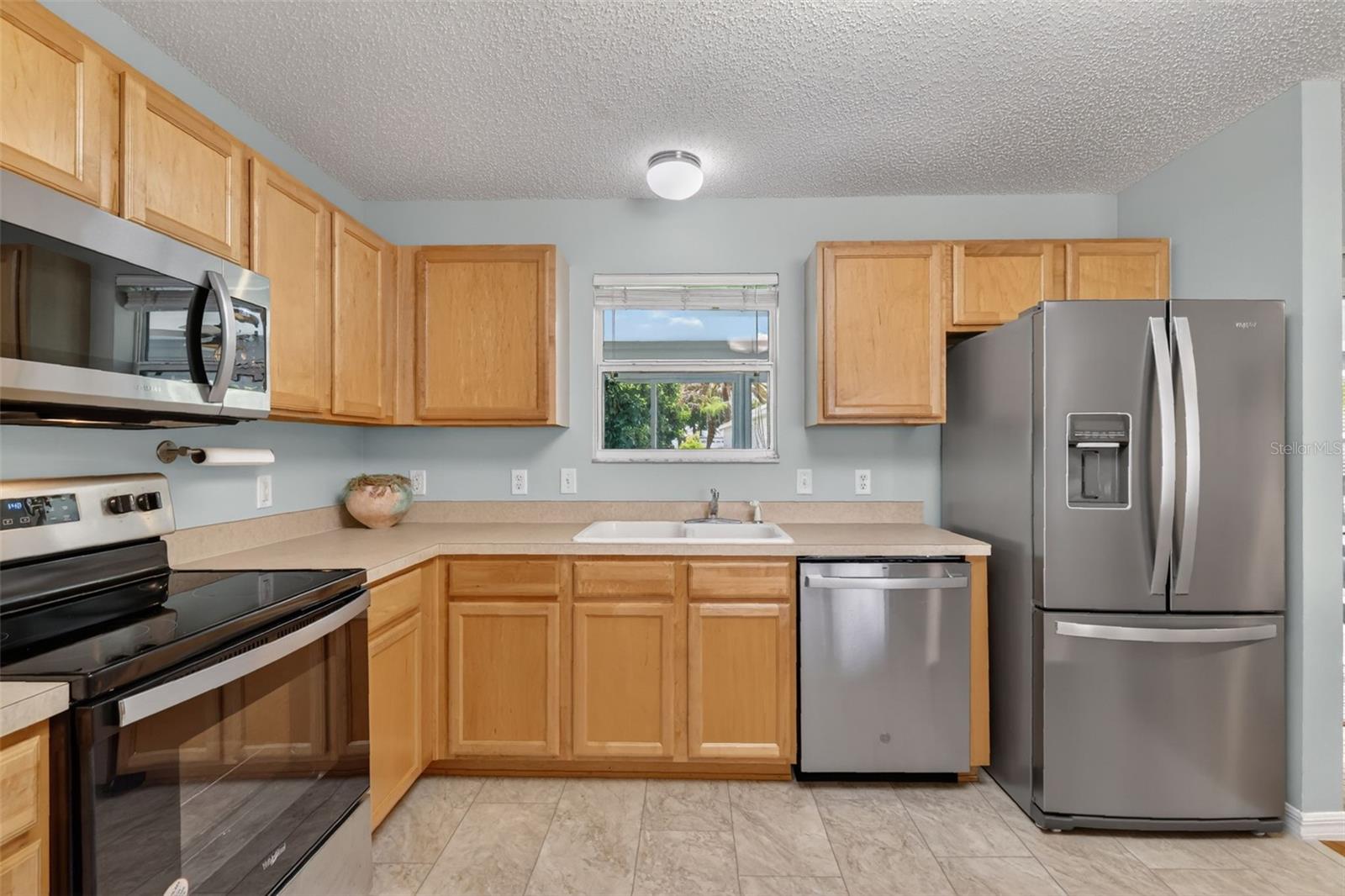 1060 GOLDEN GROVE DR, THE VILLAGES, FL, 32162