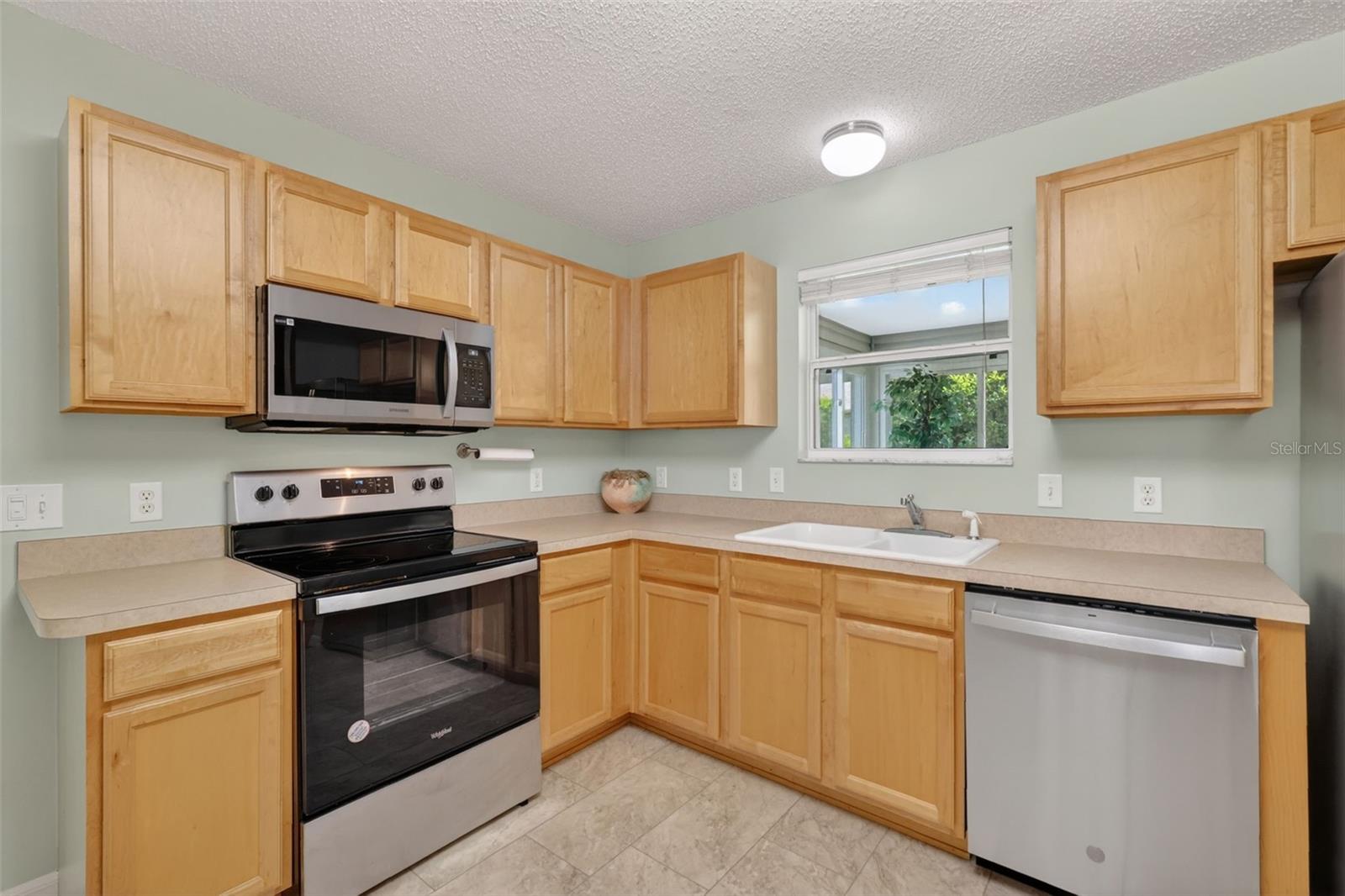 1060 GOLDEN GROVE DR, THE VILLAGES, FL, 32162