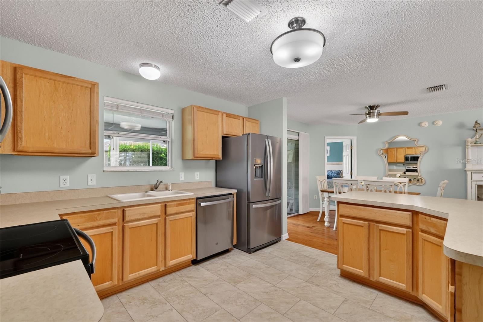1060 GOLDEN GROVE DR, THE VILLAGES, FL, 32162
