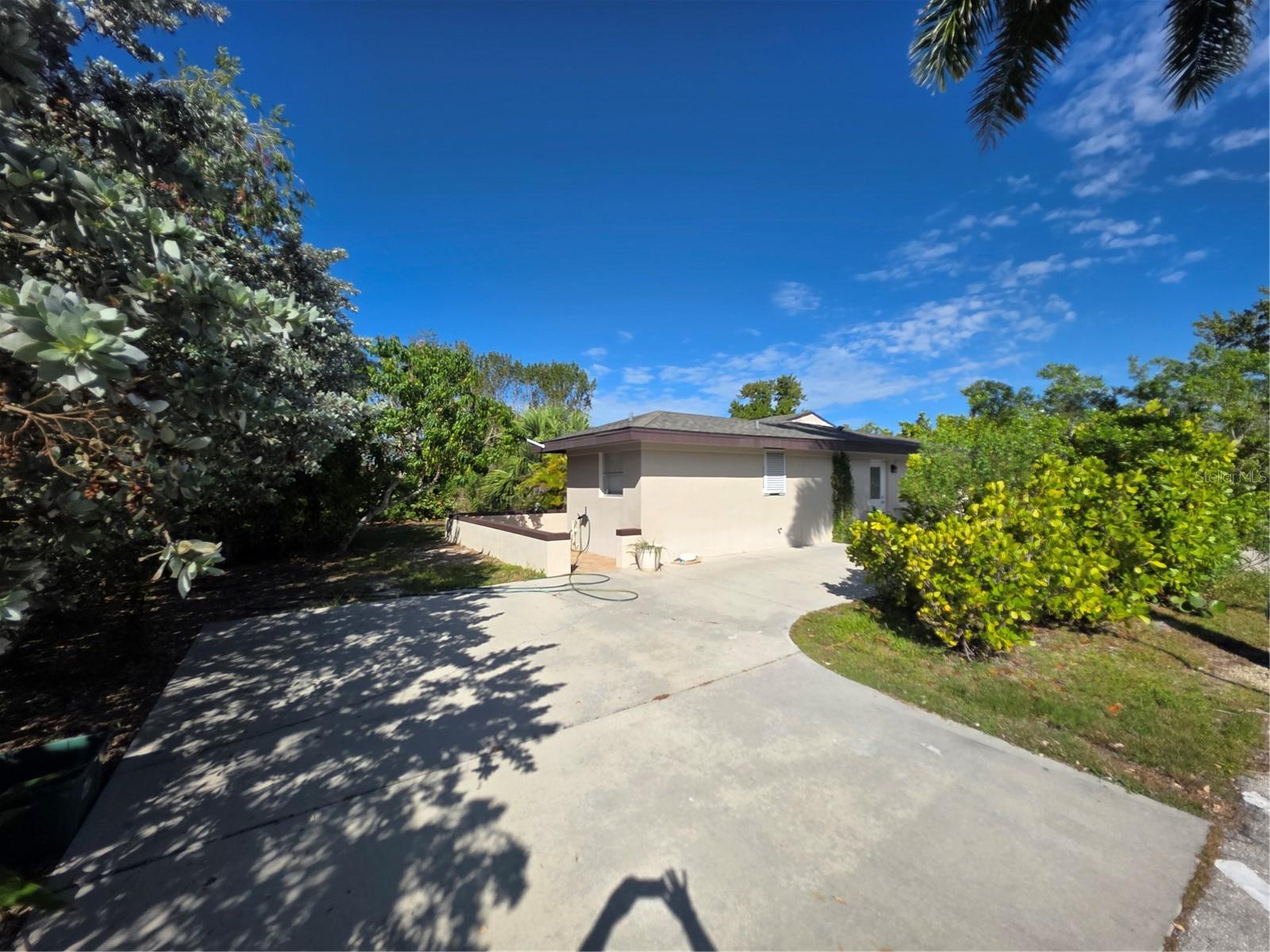 725 PATTY AVE, PUNTA GORDA, FL, 33950
