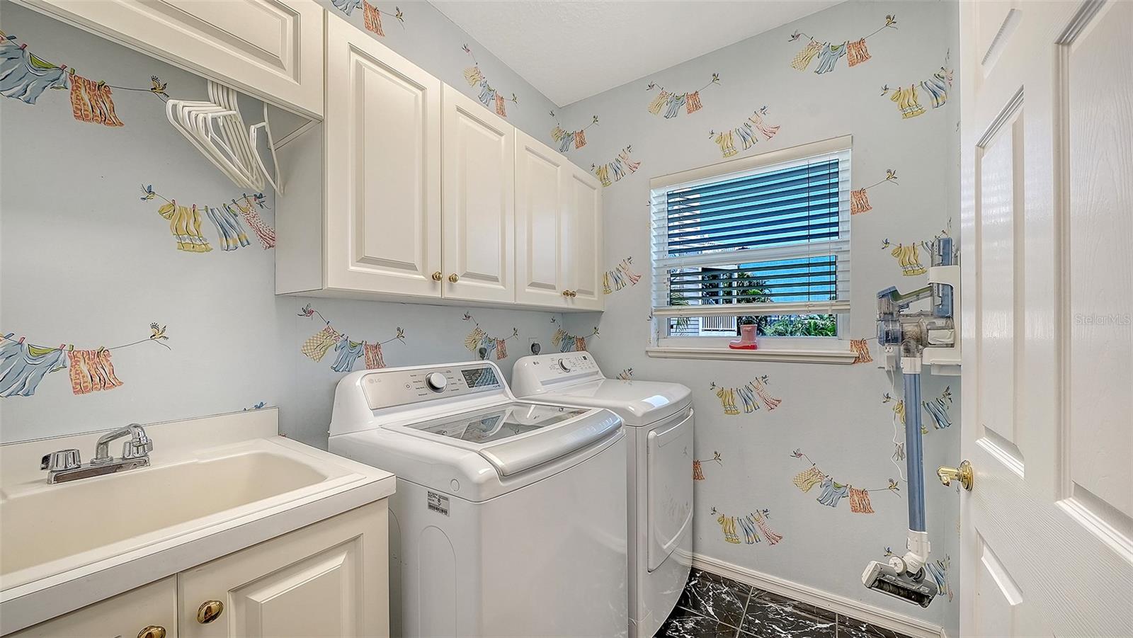 3040 GULF OF MEXICO DR #3, LONGBOAT KEY, FL, 34228