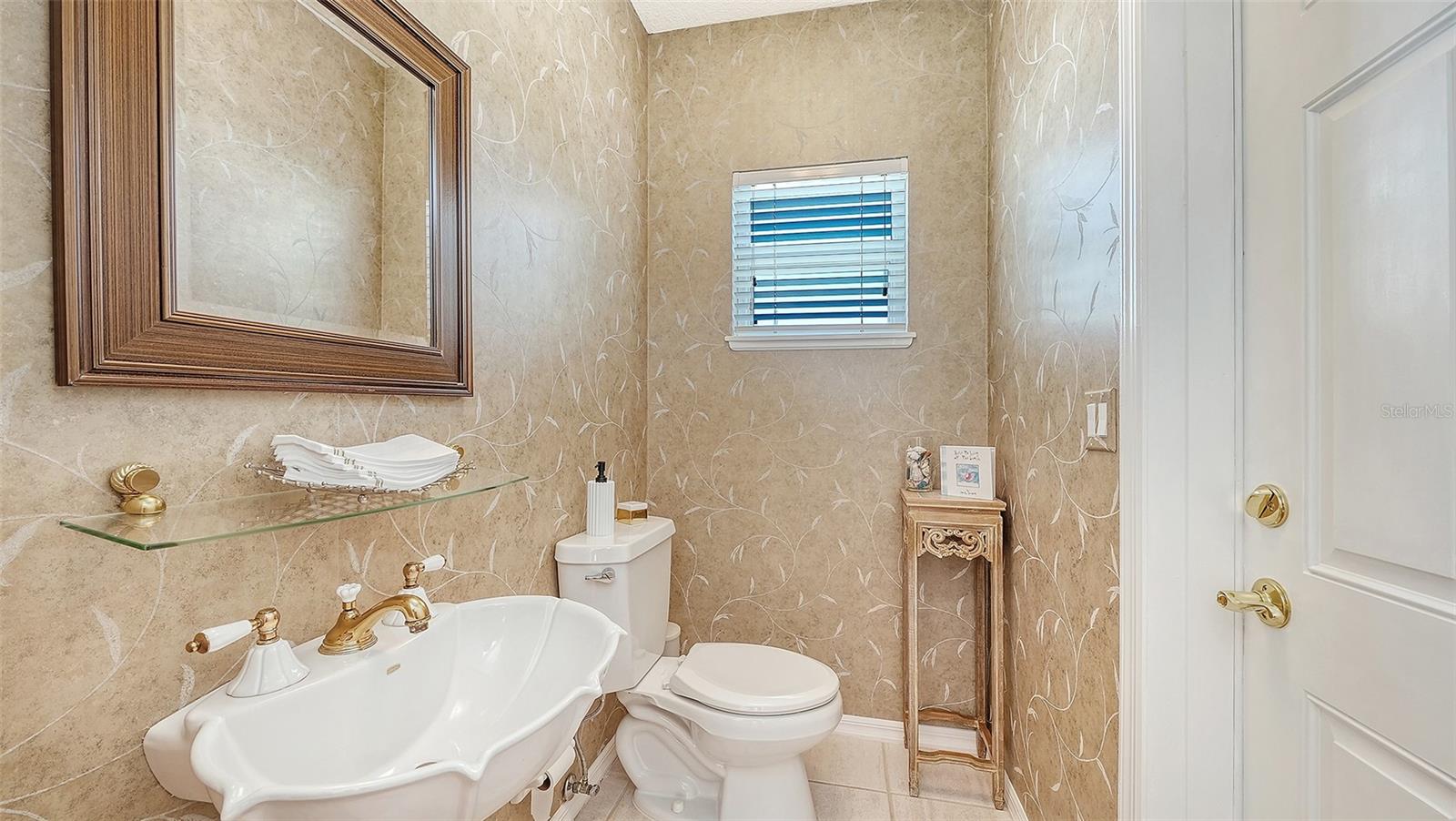 3040 GULF OF MEXICO DR #3, LONGBOAT KEY, FL, 34228