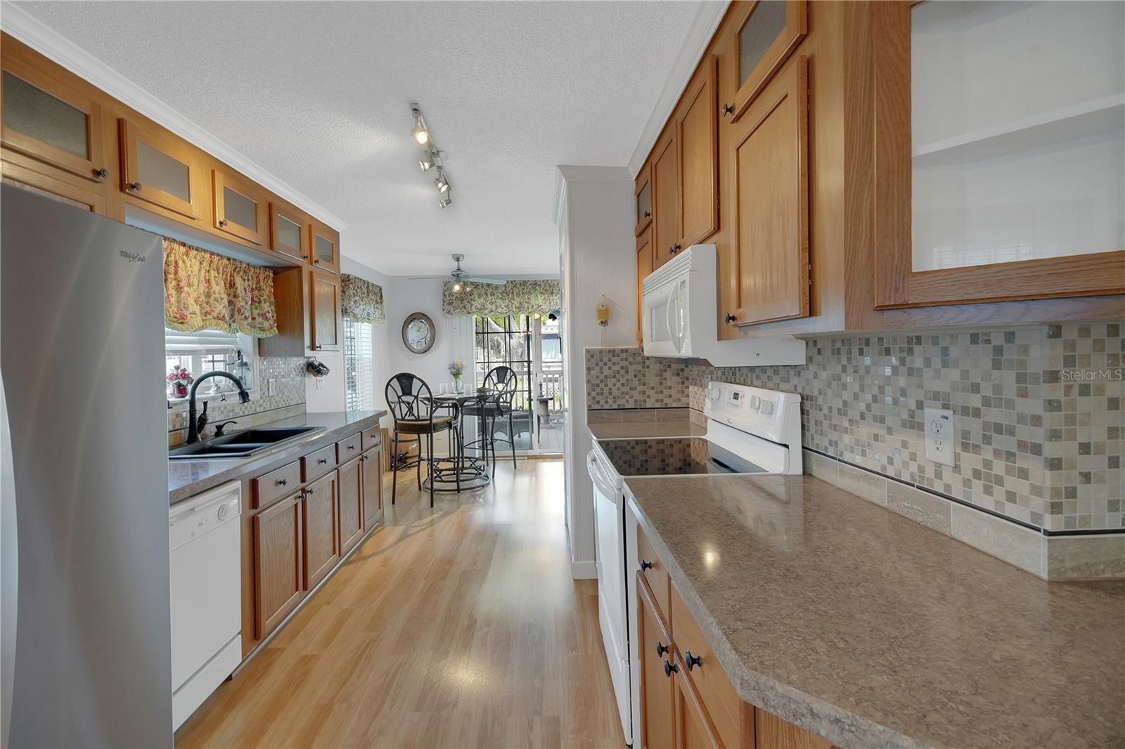15 RIVERVIEW DR, FRUITLAND PARK, FL, 34731