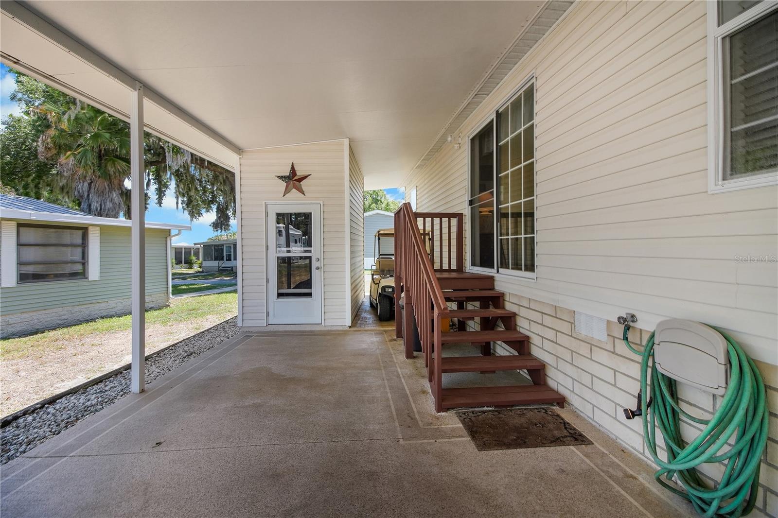 15 RIVERVIEW DR, FRUITLAND PARK, FL, 34731