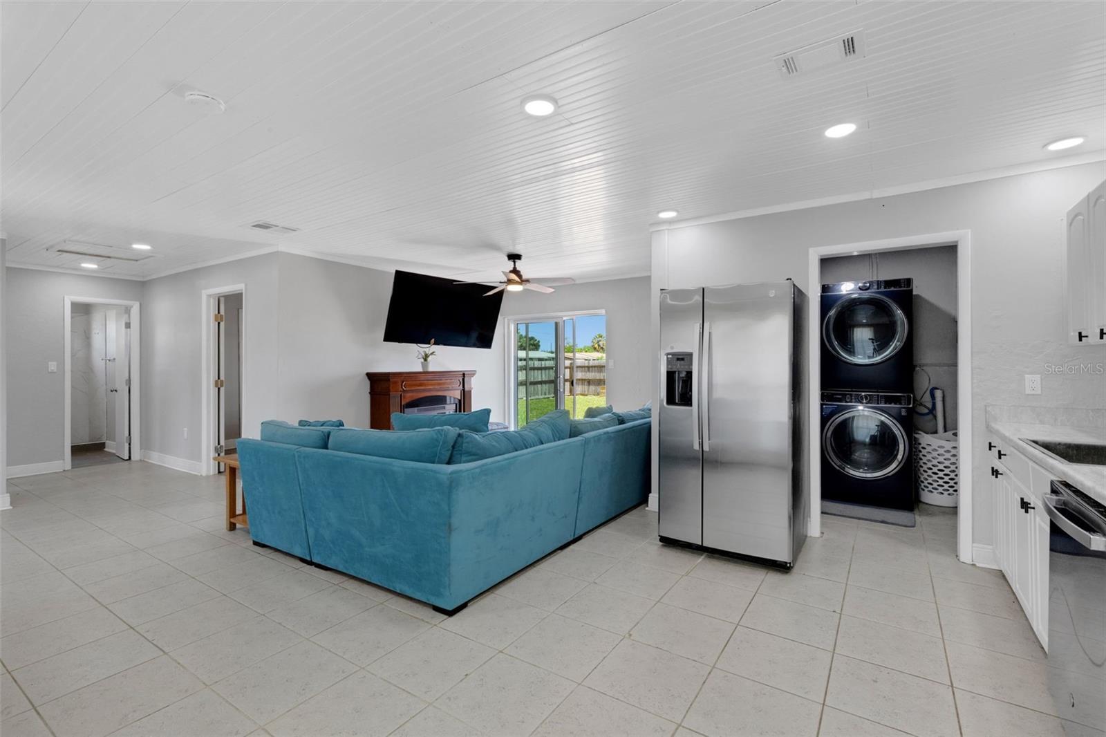 22080 MIDWAY BLVD, PORT CHARLOTTE, FL, 33952