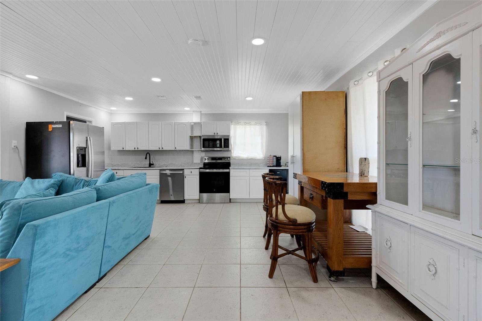 22080 MIDWAY BLVD, PORT CHARLOTTE, FL, 33952