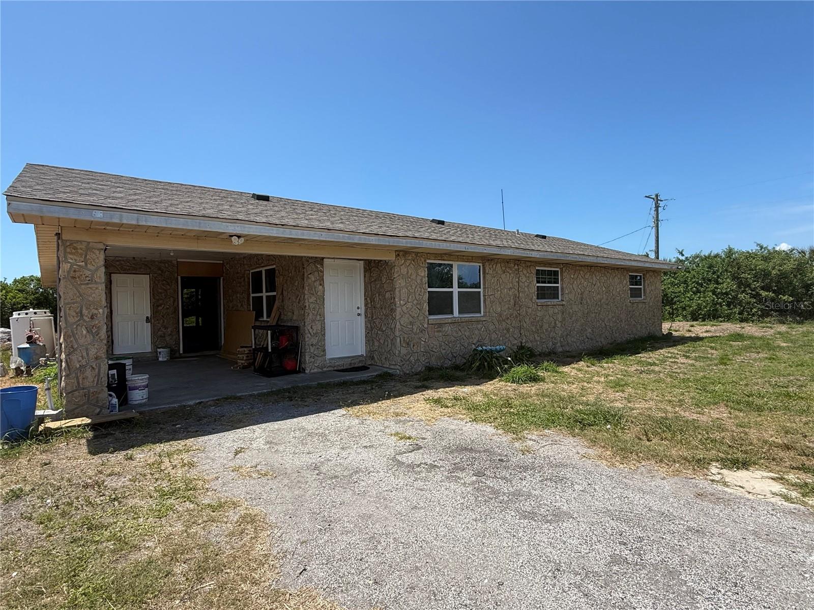 2122 GULF CITY RD, RUSKIN, FL, 33570