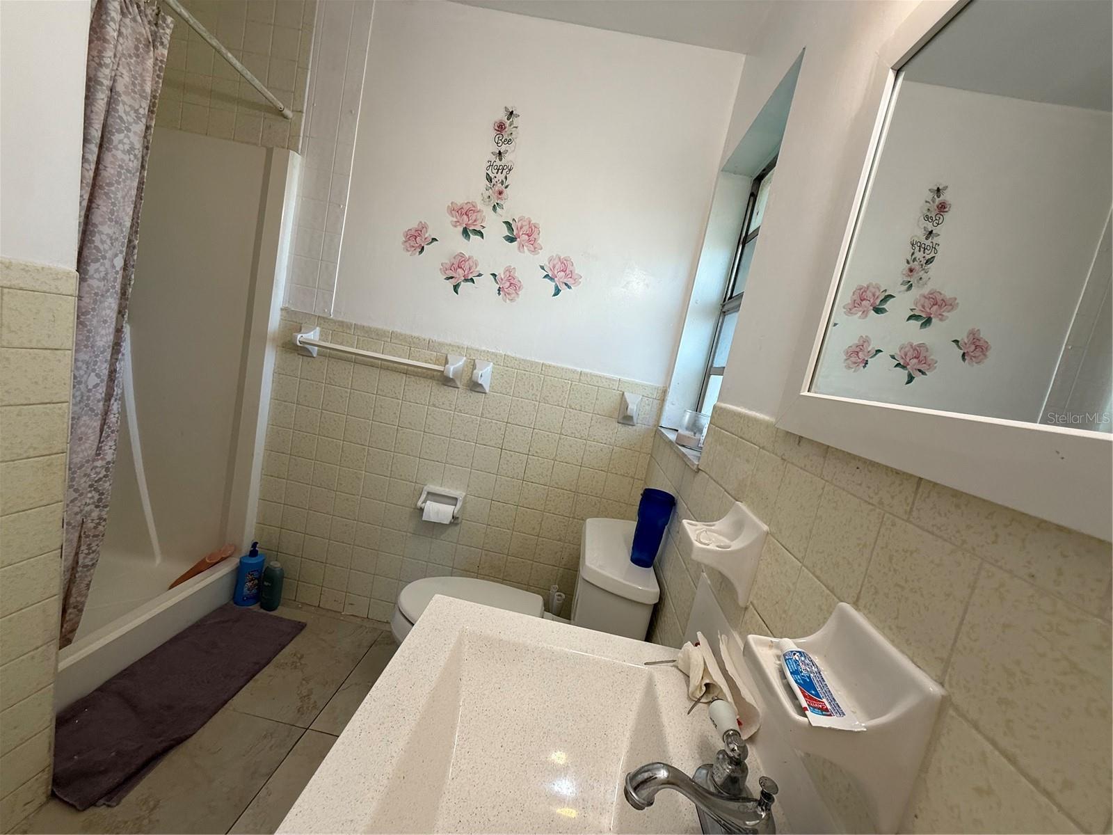 2122 GULF CITY RD, RUSKIN, FL, 33570