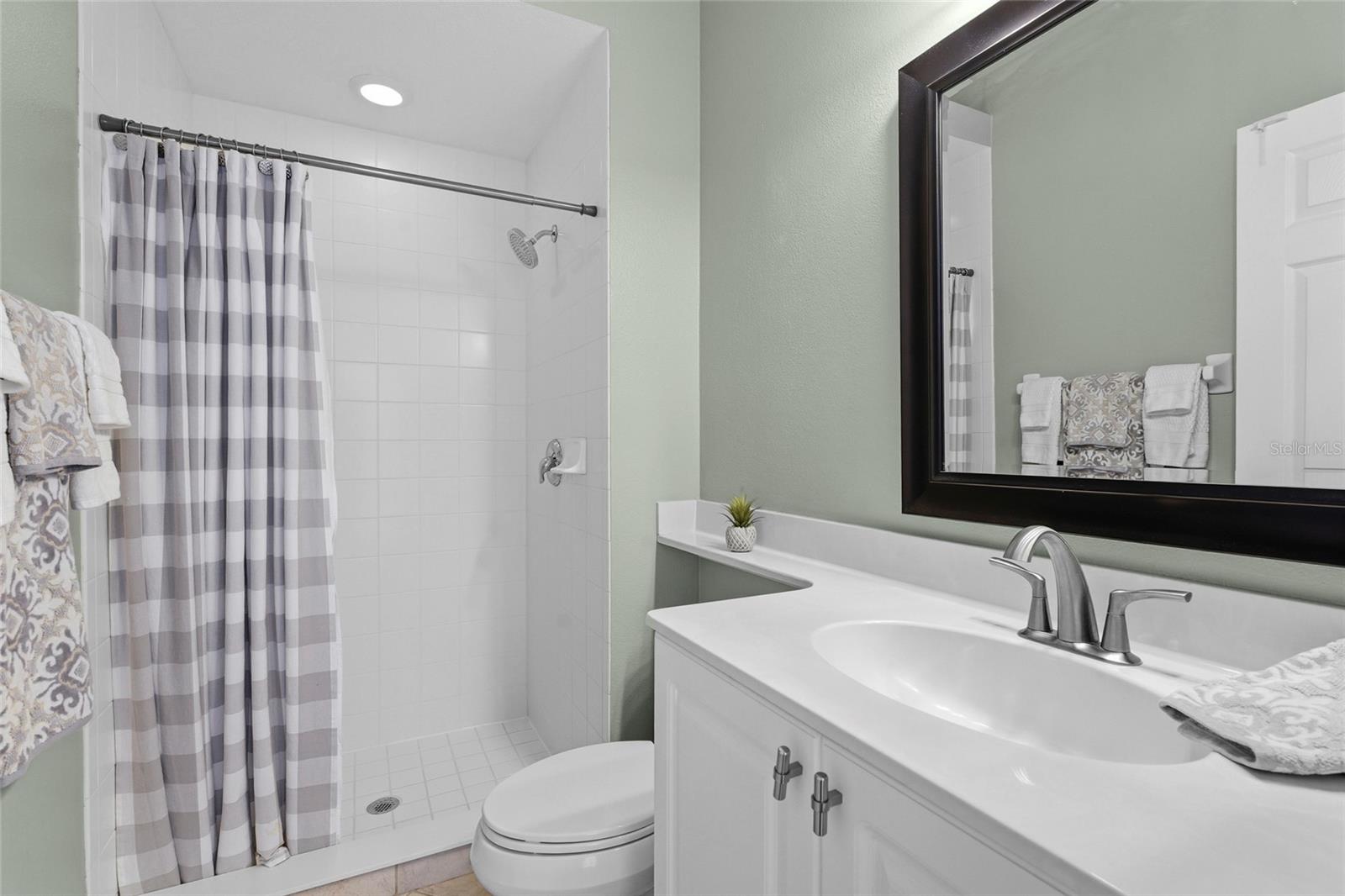 8307 PLANTERS KNOLL TER, BRADENTON, FL, 34201