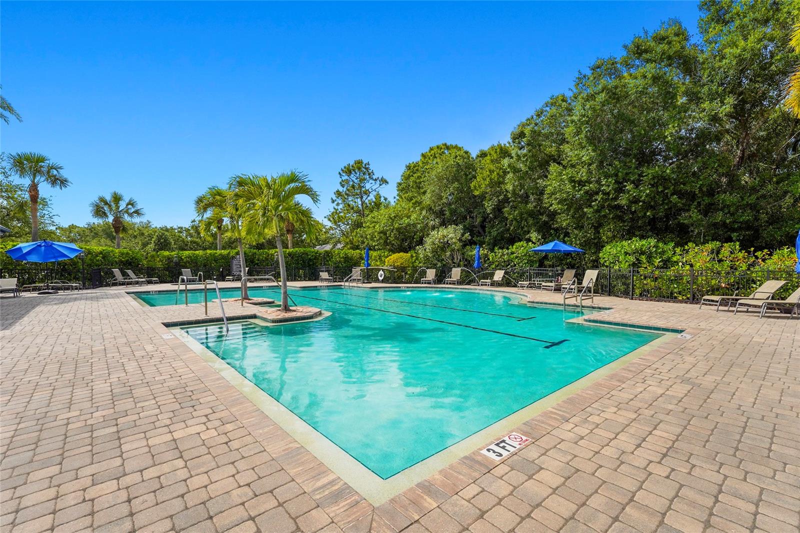 8307 PLANTERS KNOLL TER, BRADENTON, FL, 34201