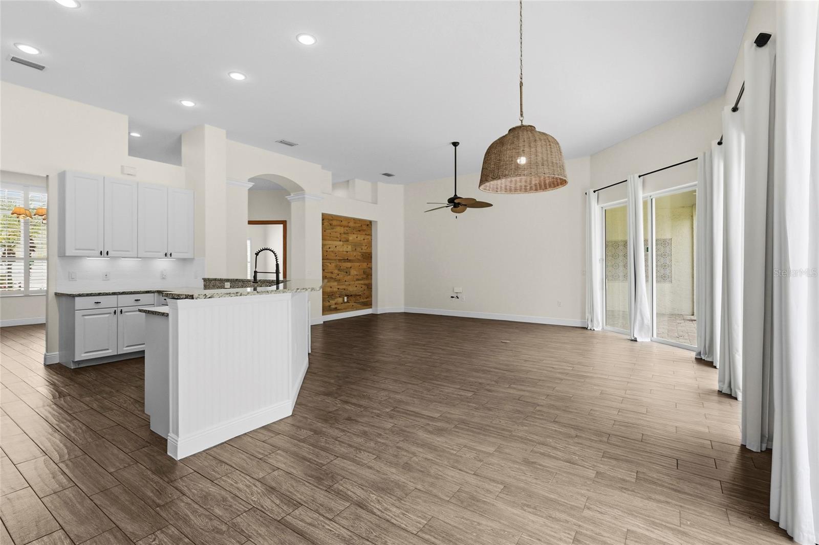 8307 PLANTERS KNOLL TER, BRADENTON, FL, 34201