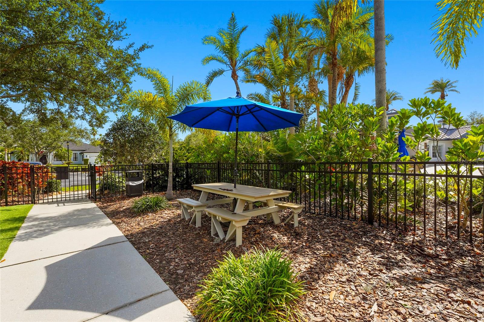 8307 PLANTERS KNOLL TER, BRADENTON, FL, 34201
