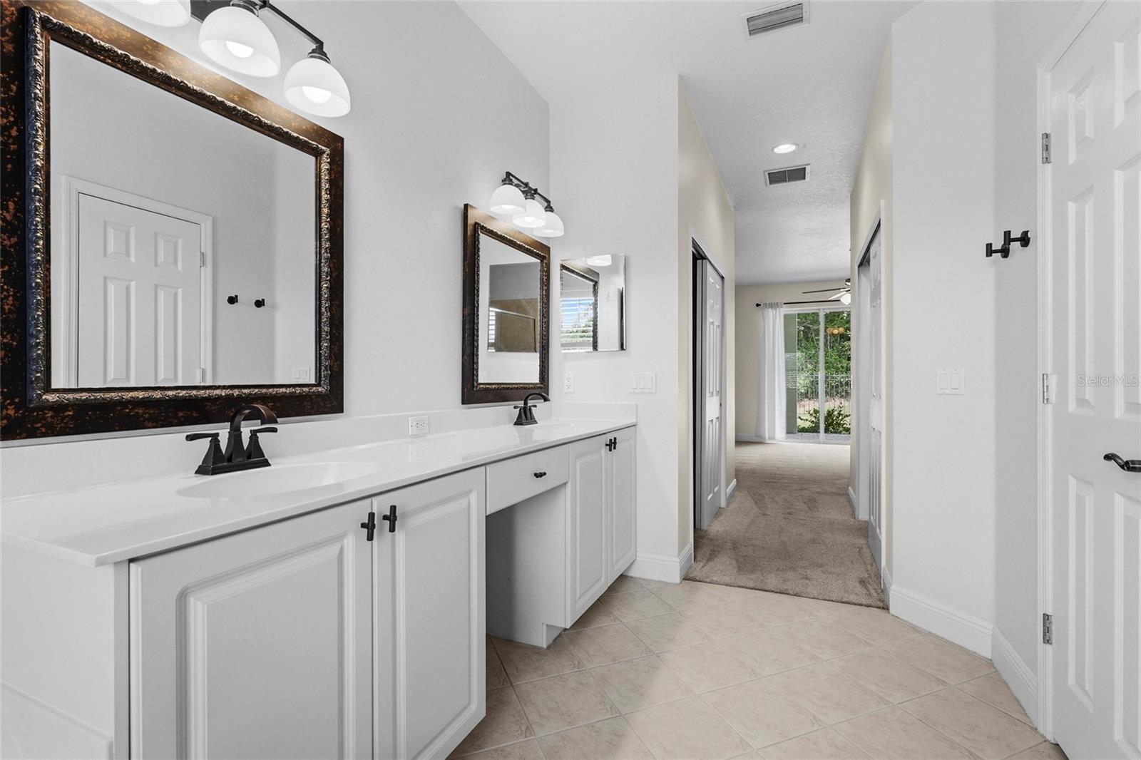 8307 PLANTERS KNOLL TER, BRADENTON, FL, 34201