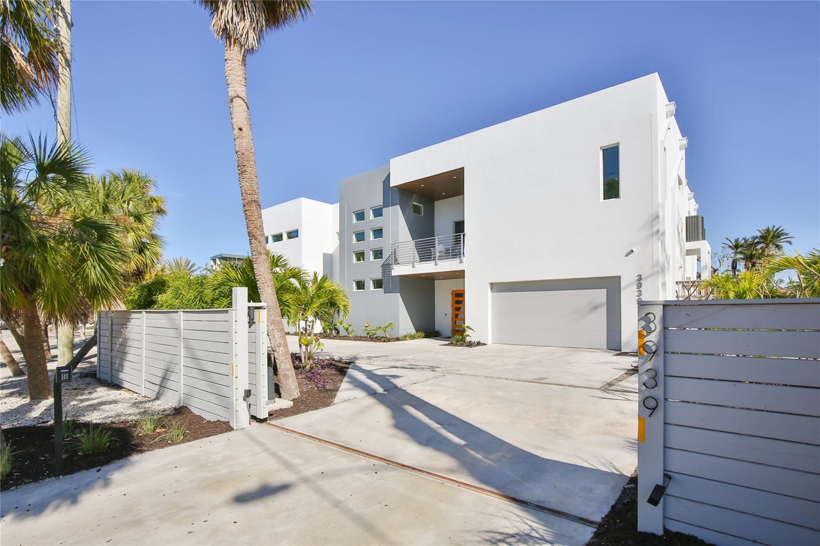 3939 HIGEL AVE, SARASOTA, FL, 34242