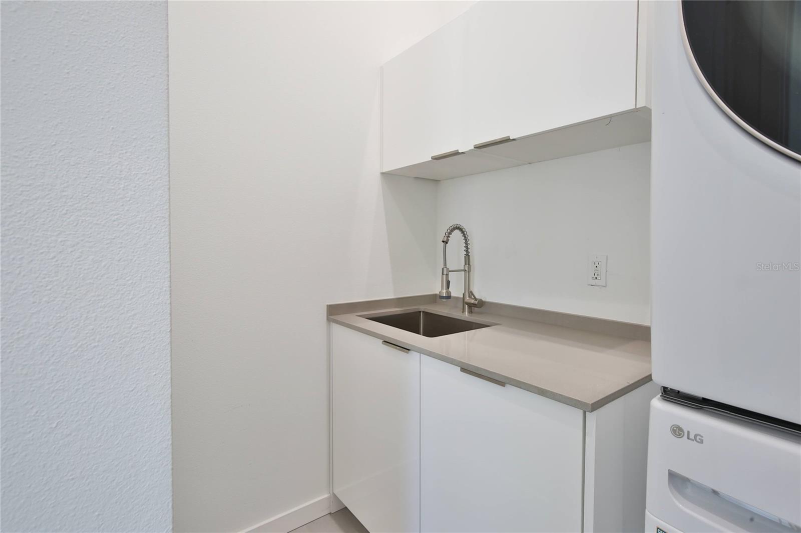 3939 HIGEL AVE, SARASOTA, FL, 34242