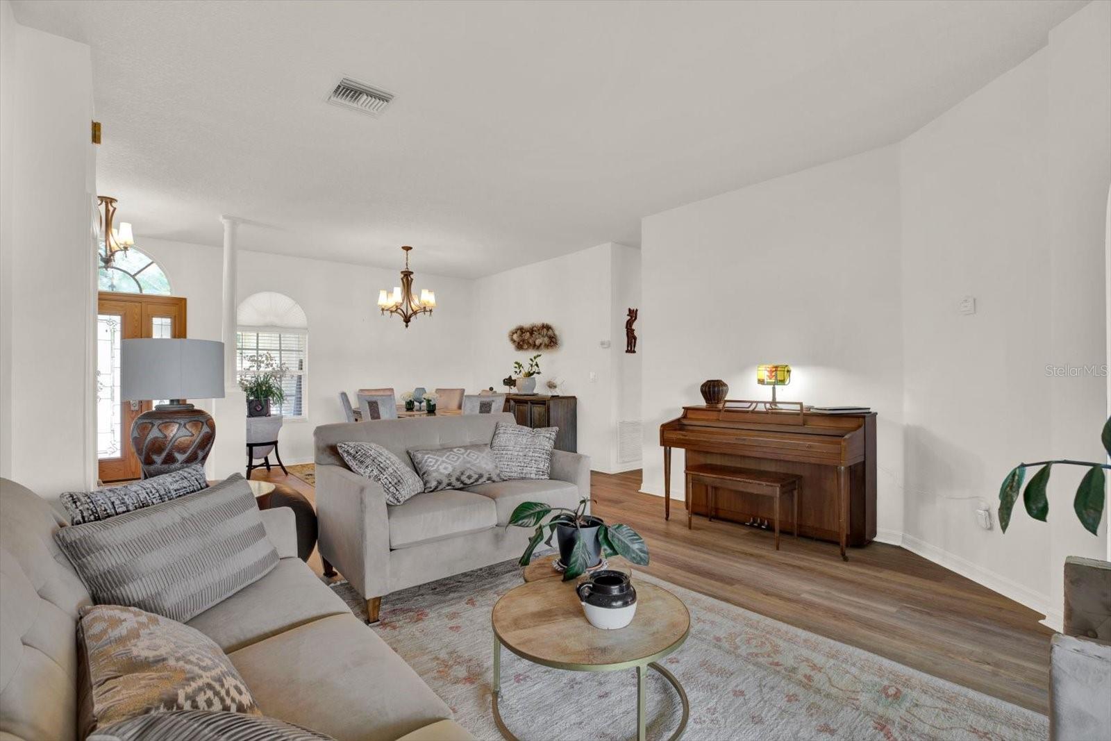 18123 KARA CT, TAMPA, FL, 33647