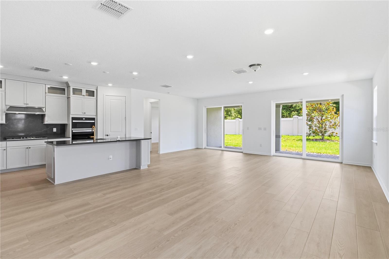 13824 SUNLIGHT MEADOW DR, RIVERVIEW, FL, 33578