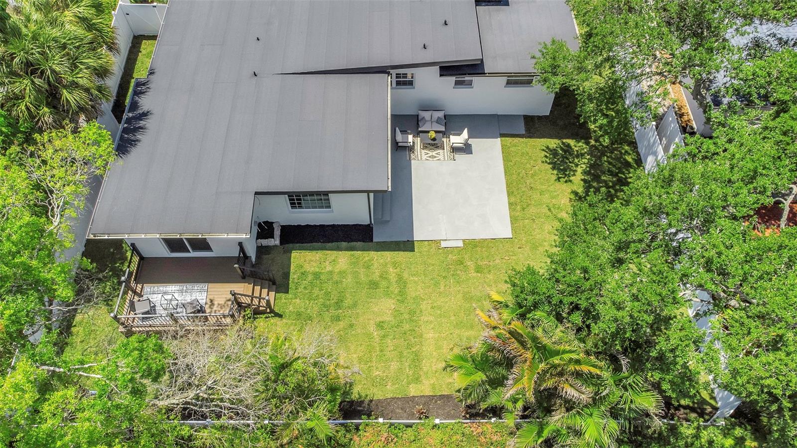 318 MEHLENBACHER RD, BELLEAIR, FL, 33756