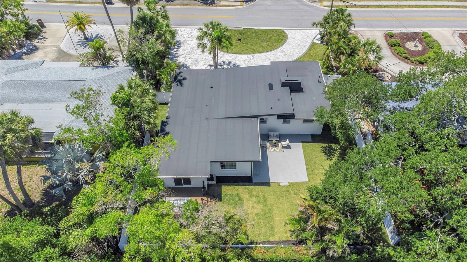 318 MEHLENBACHER RD, BELLEAIR, FL, 33756