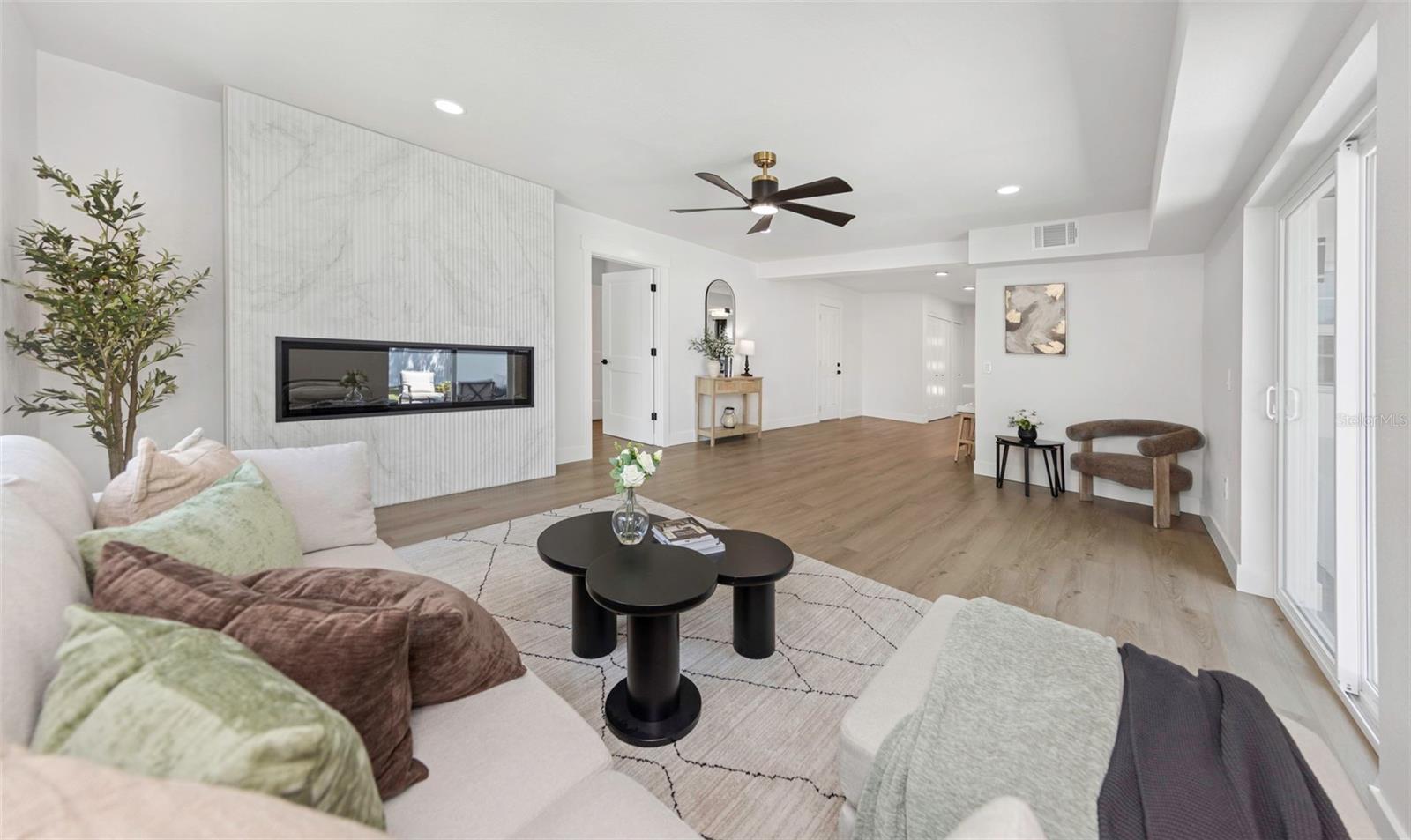 318 MEHLENBACHER RD, BELLEAIR, FL, 33756
