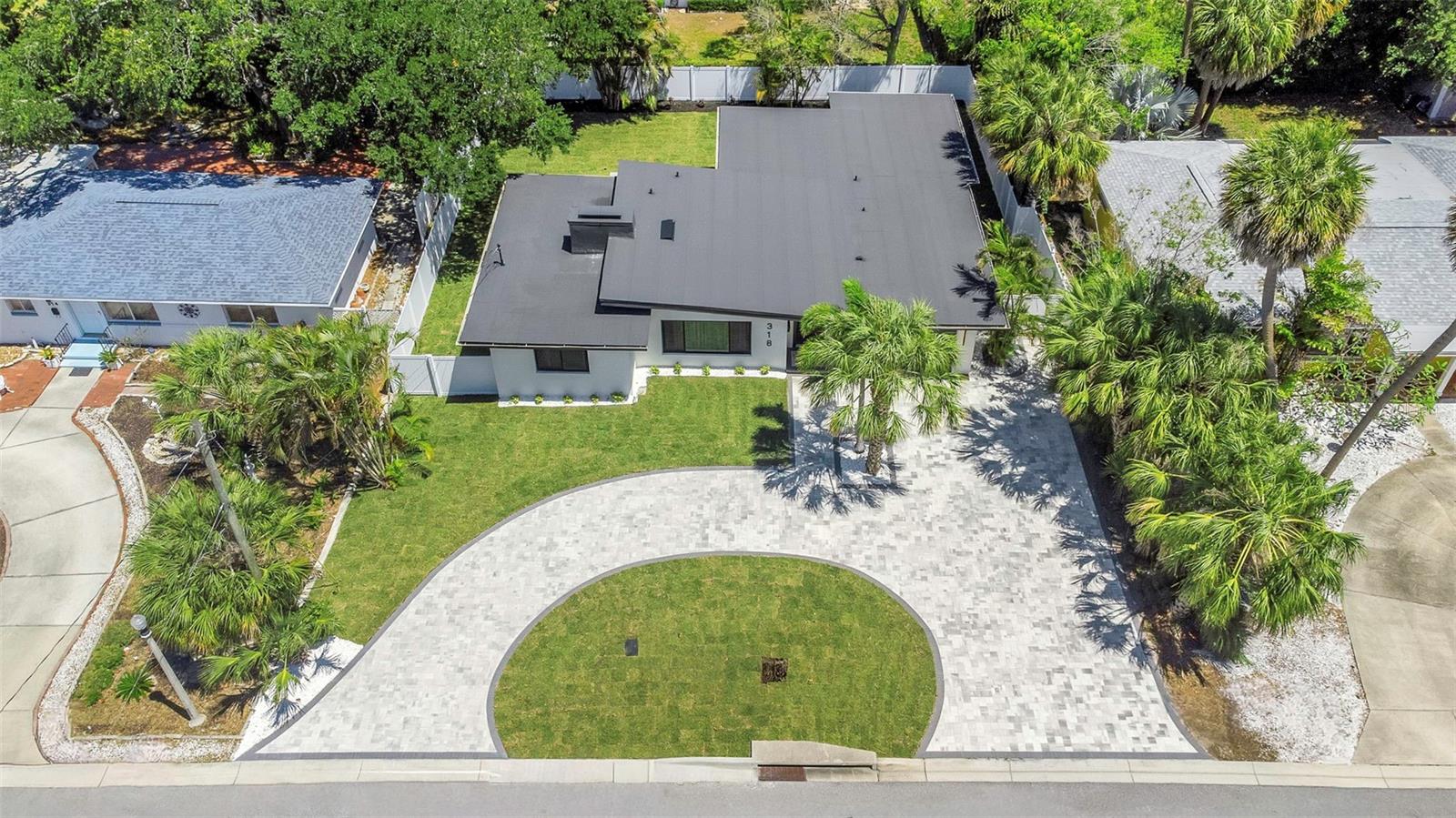318 MEHLENBACHER RD, BELLEAIR, FL, 33756