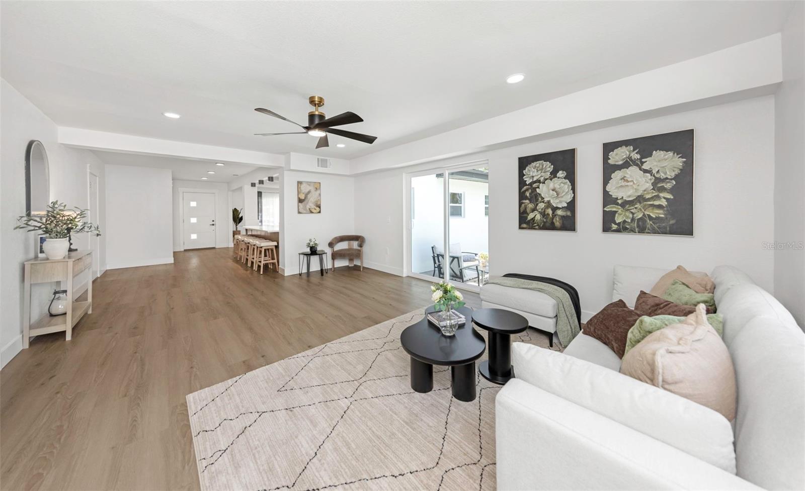 318 MEHLENBACHER RD, BELLEAIR, FL, 33756