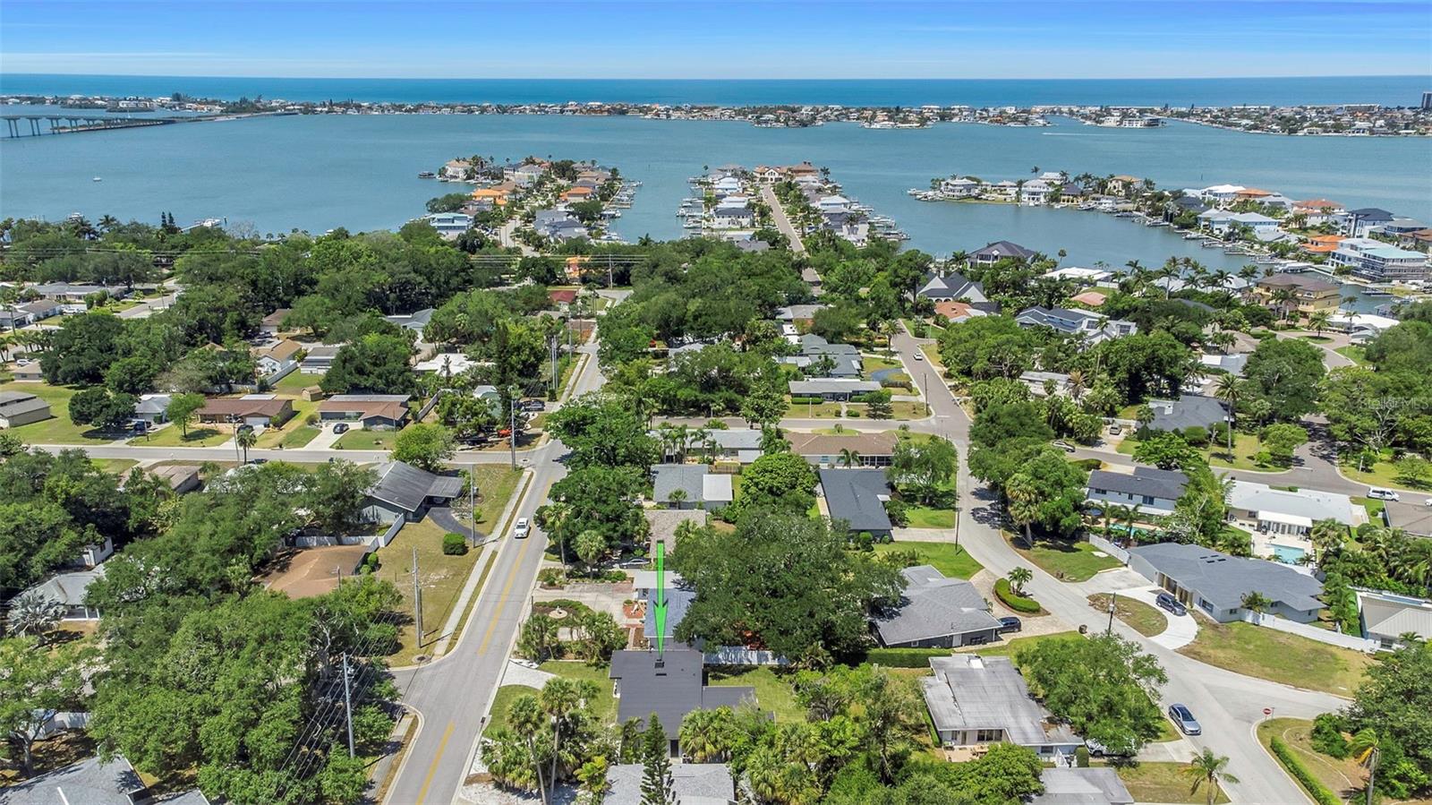 318 MEHLENBACHER RD, BELLEAIR, FL, 33756