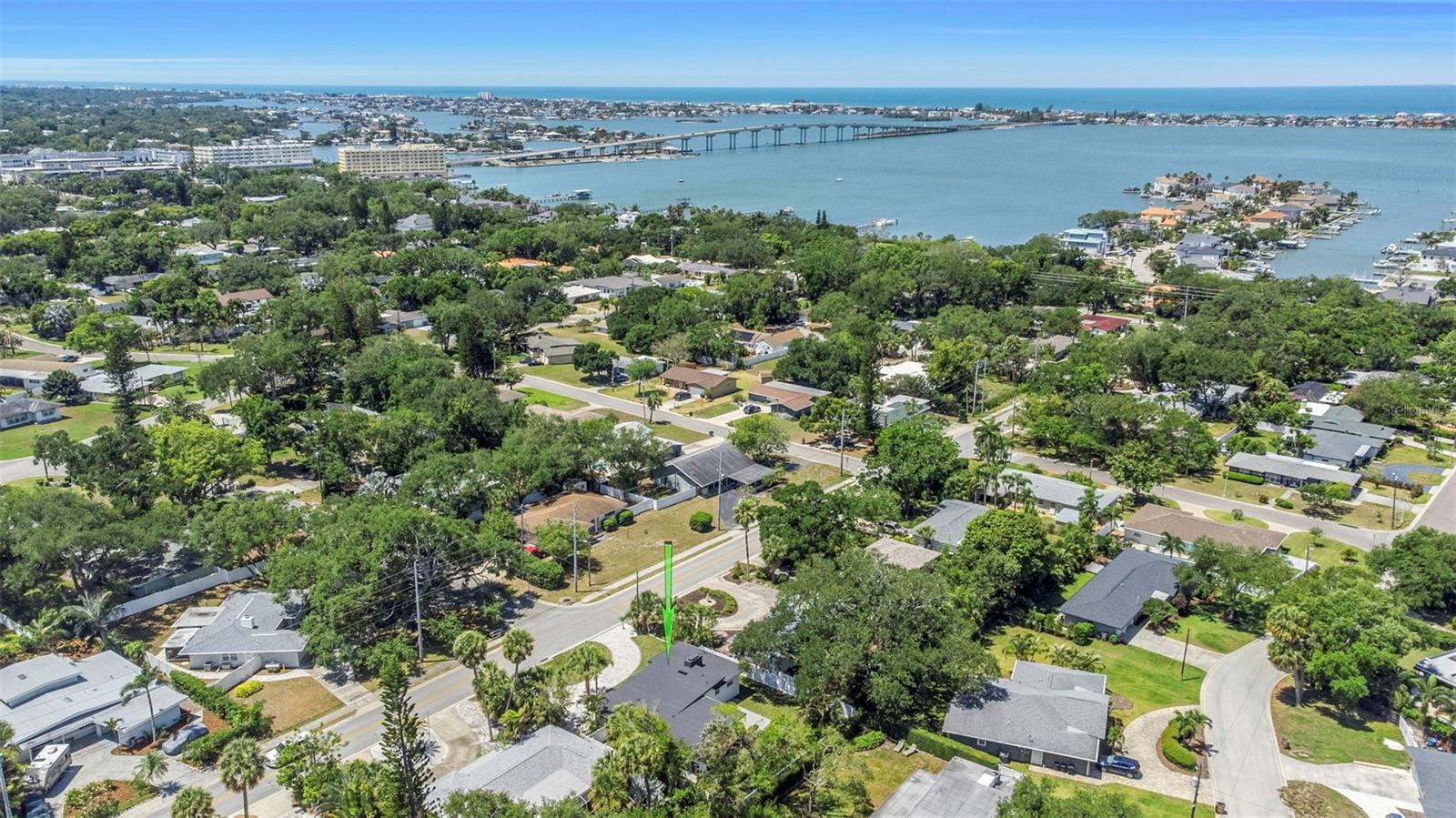 318 MEHLENBACHER RD, BELLEAIR, FL, 33756