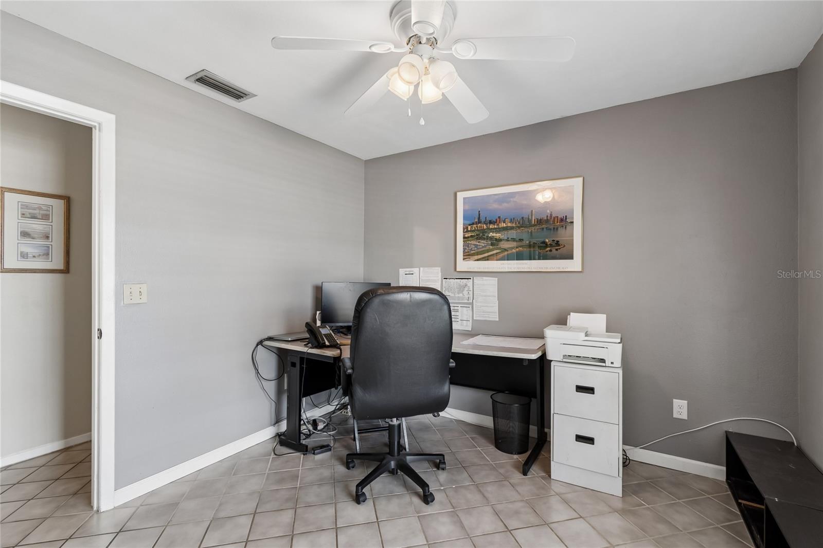 5127 NASHVILLE DR, TAMPA, FL, 33624
