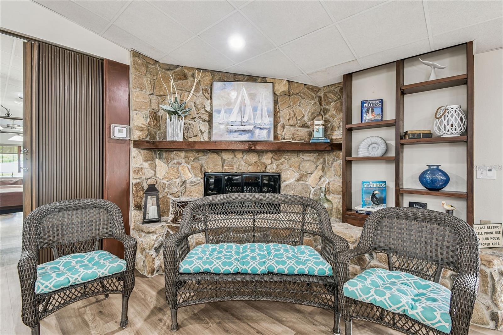 COUNTRY VILLAGE SEC 3, BRADENTON, FL, 34209
