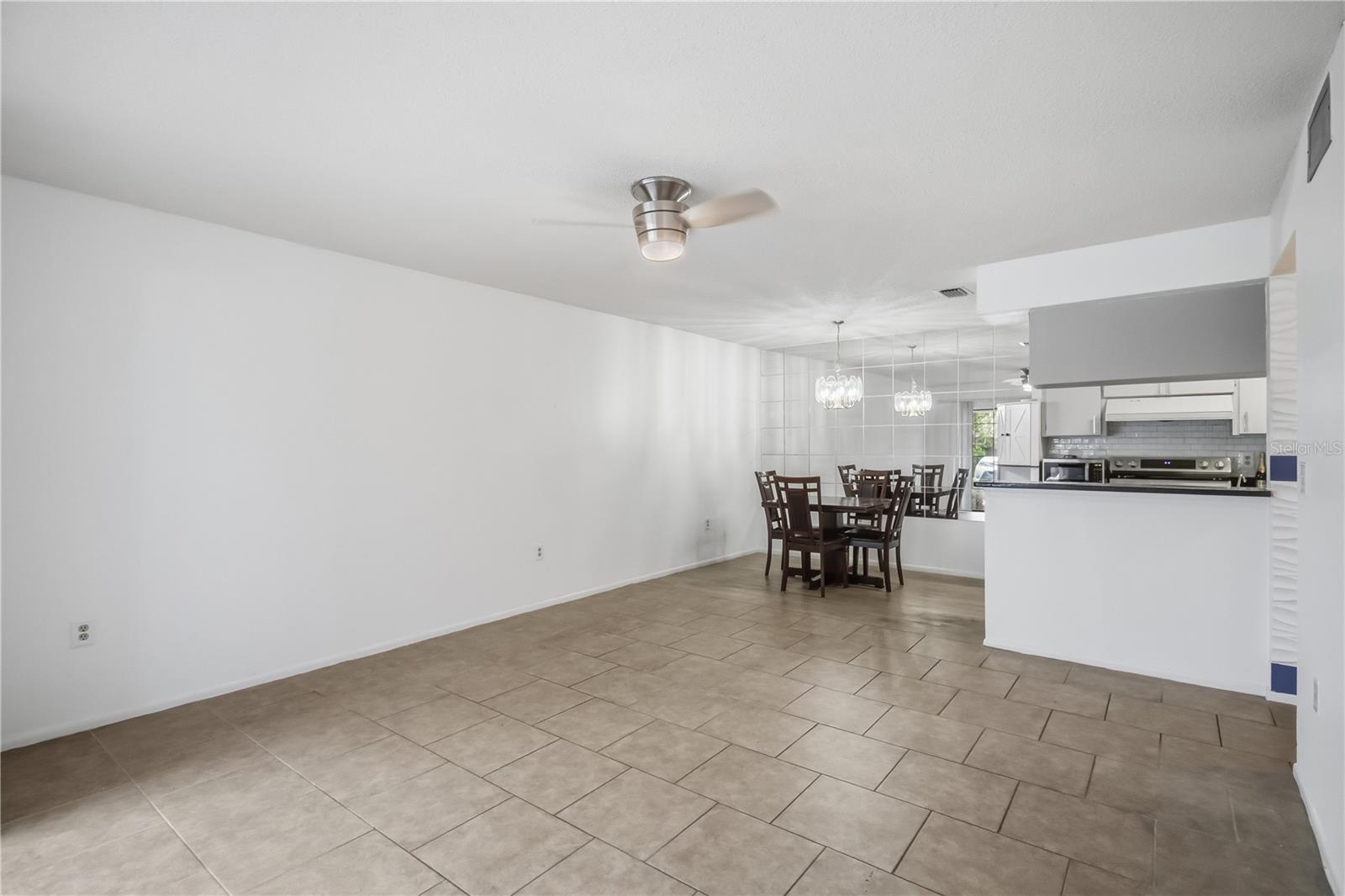 COUNTRY VILLAGE SEC 3, BRADENTON, FL, 34209