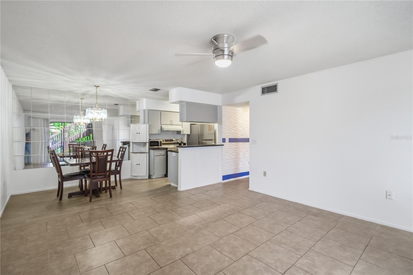 COUNTRY VILLAGE SEC 3, BRADENTON, FL, 34209