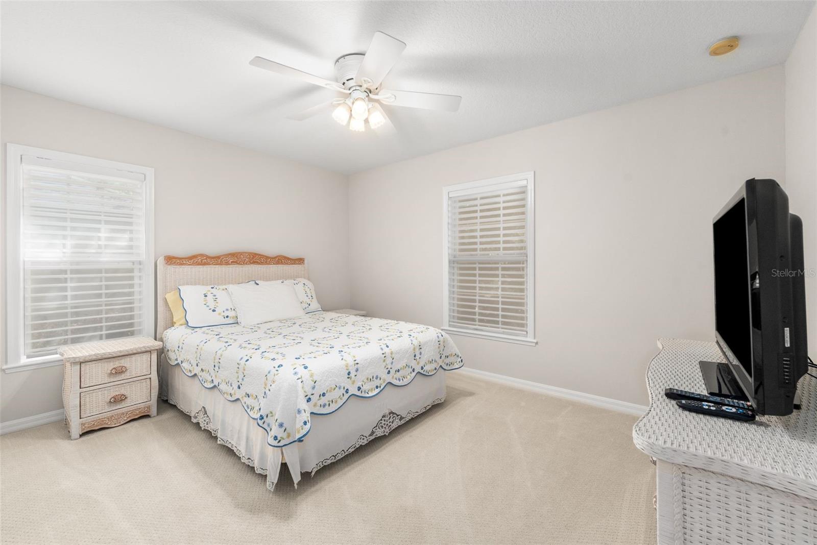 7418 WHITE OAKS RD, ALACHUA, FL, 32615