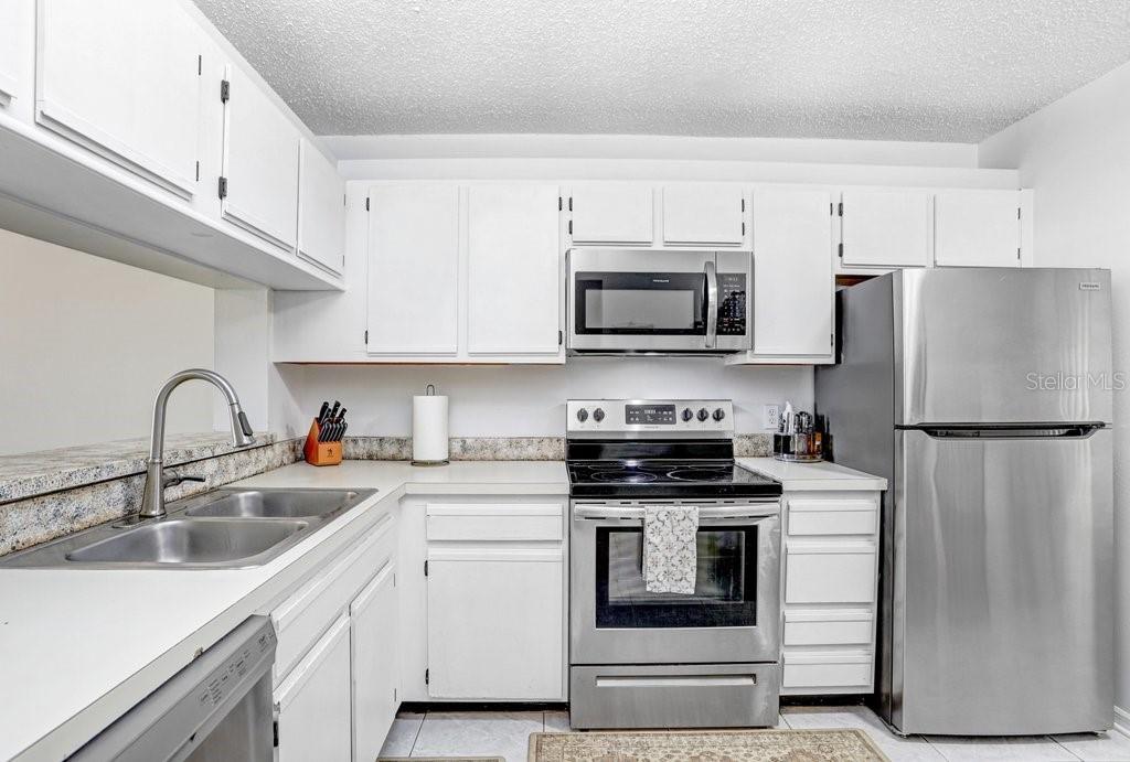 2424 W TAMPA BAY BLVD #M205, TAMPA, FL, 33607