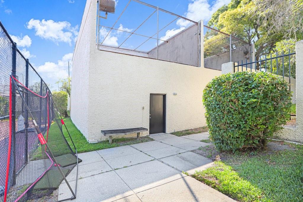 2424 W TAMPA BAY BLVD #M205, TAMPA, FL, 33607