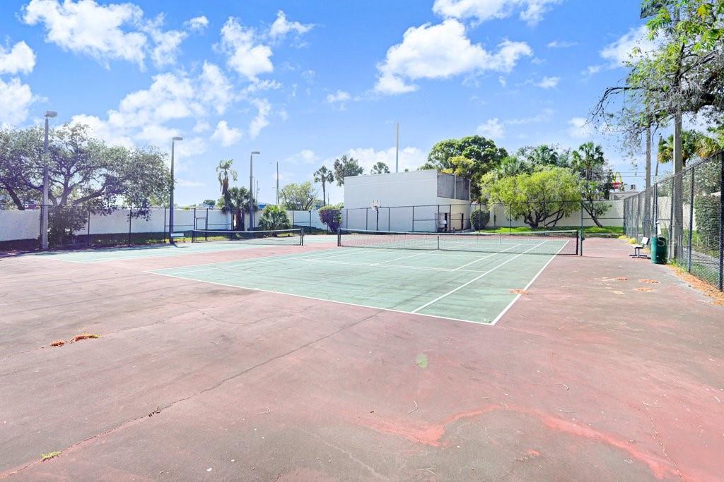 2424 W TAMPA BAY BLVD #M205, TAMPA, FL, 33607