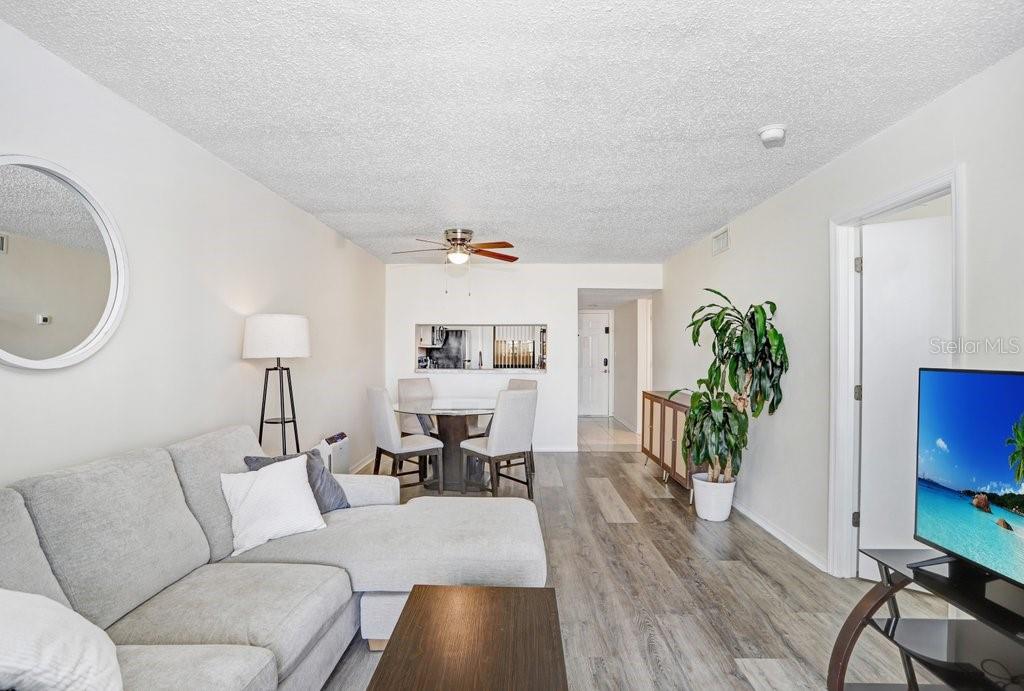 2424 W TAMPA BAY BLVD #M205, TAMPA, FL, 33607