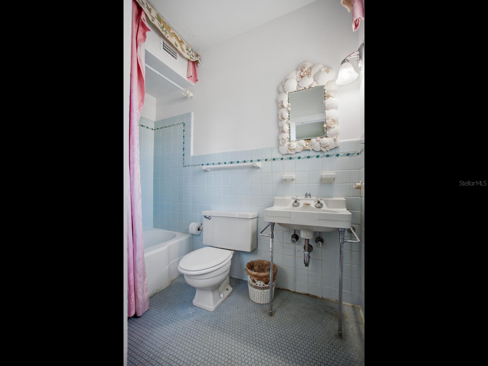 3424 JEAN CIR, TAMPA, FL, 33629