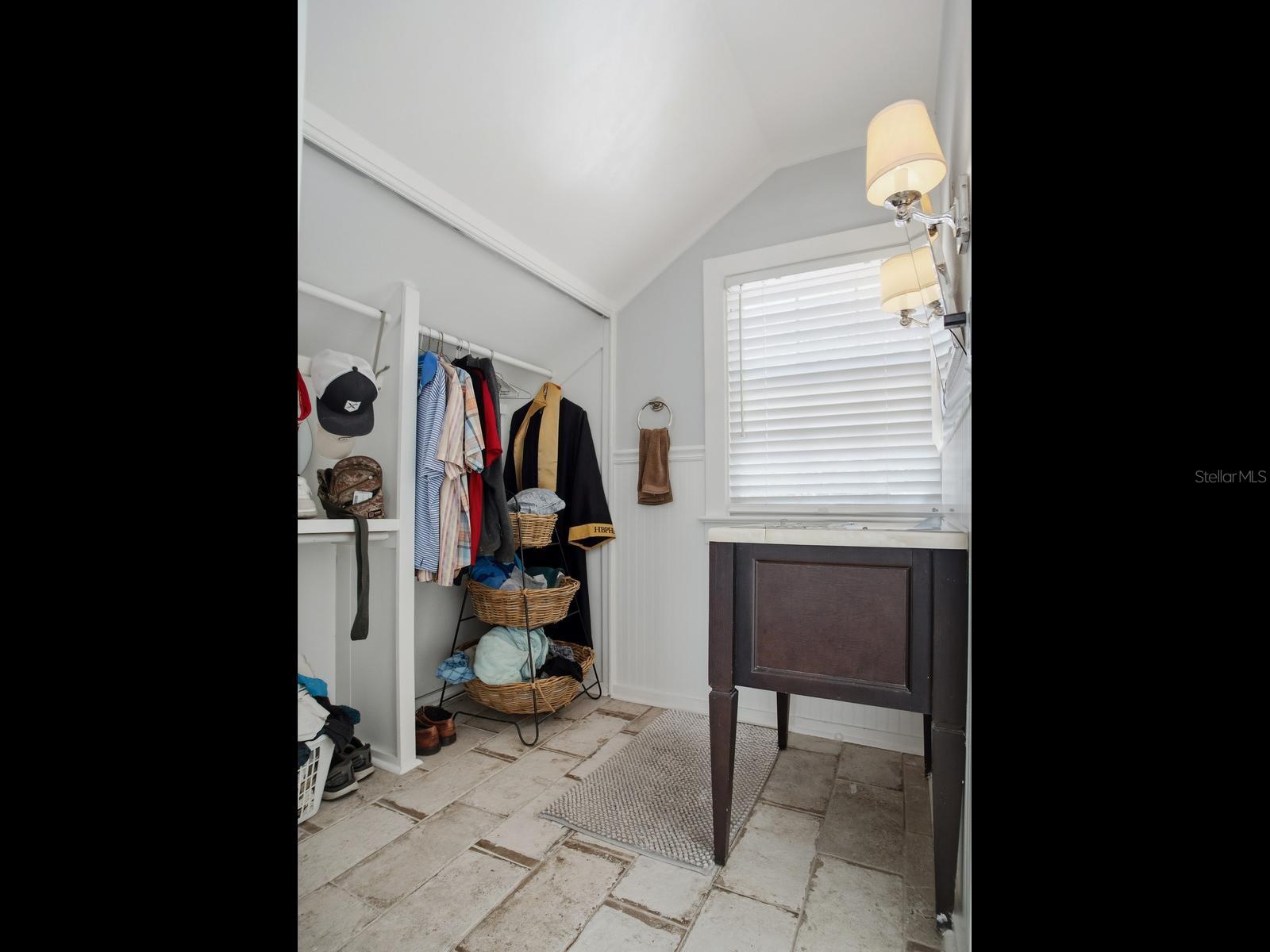 3424 JEAN CIR, TAMPA, FL, 33629
