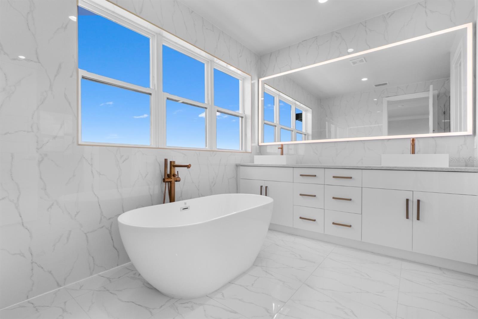 774 GRAN KAYMEN WAY, APOLLO BEACH, FL, 33572