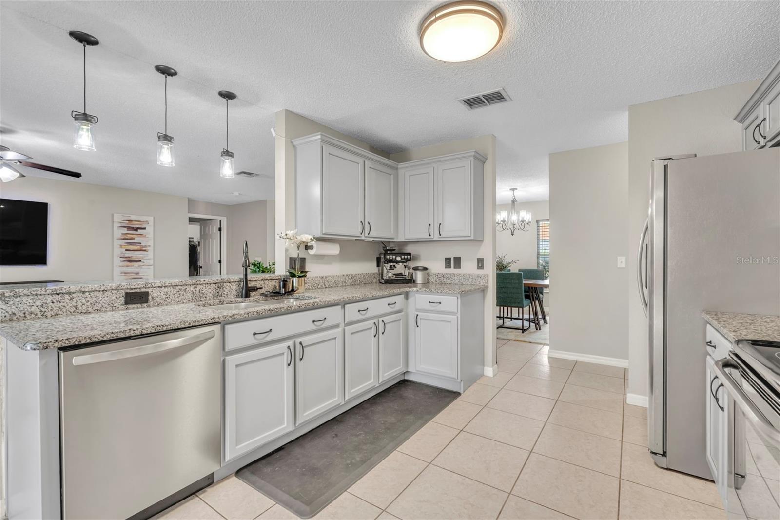 1852 VALE DR, CLERMONT, FL, 34711