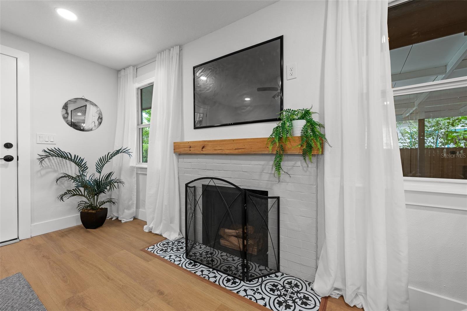 206 E NORTH ST, TAMPA, FL, 33604