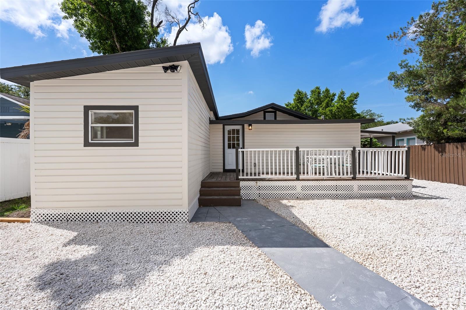 206 E NORTH ST, TAMPA, FL, 33604