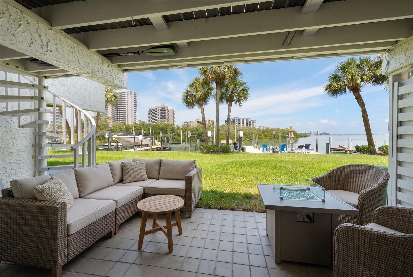 118 MARINA DEL REY CT, CLEARWATER BEACH, FL, 33767