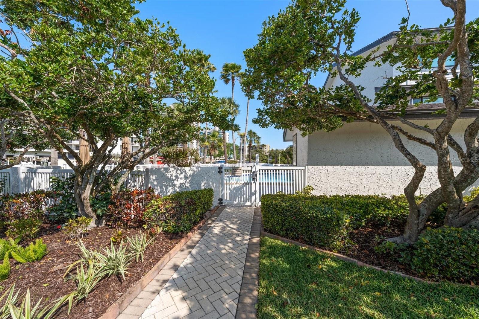 118 MARINA DEL REY CT, CLEARWATER BEACH, FL, 33767