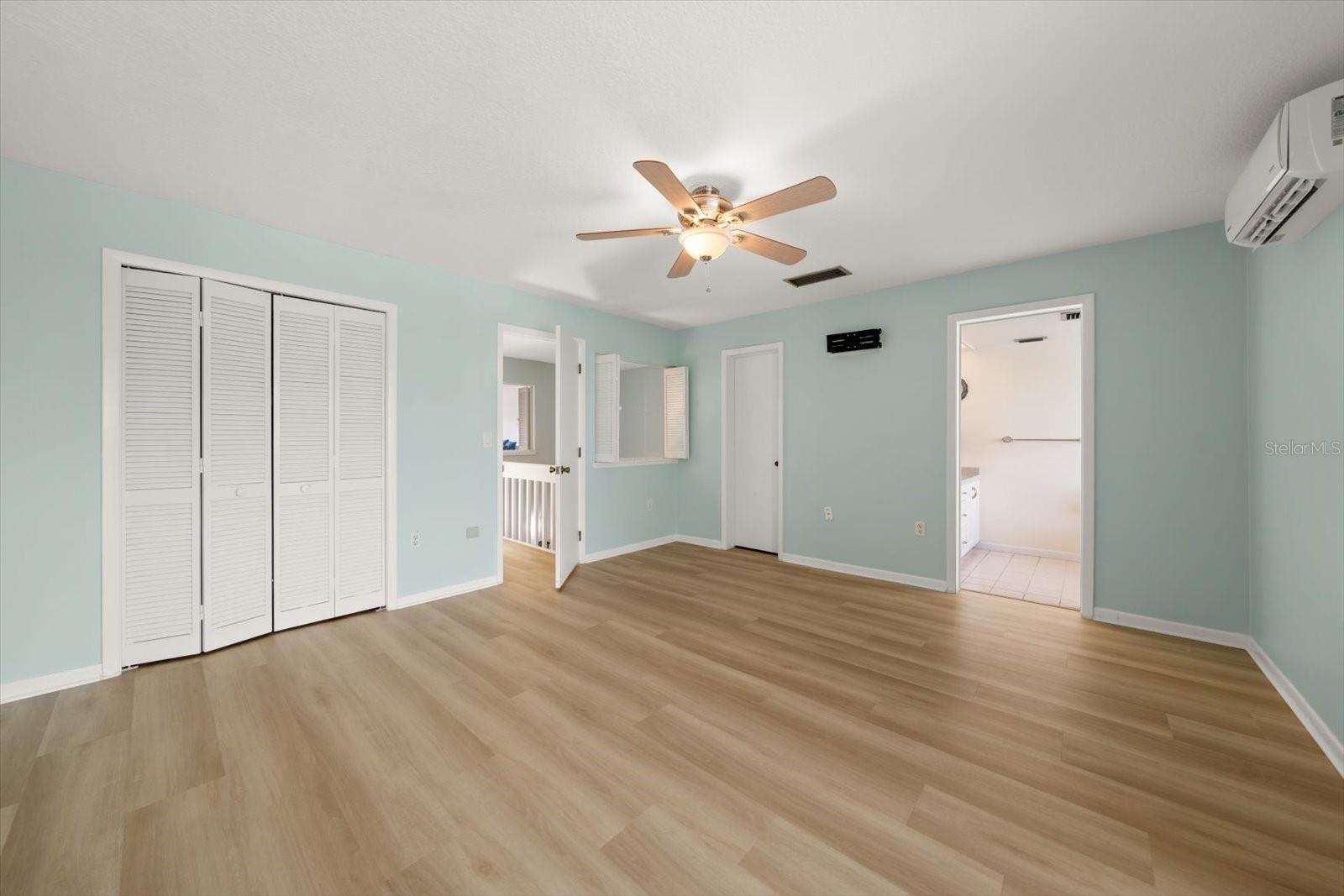 118 MARINA DEL REY CT, CLEARWATER BEACH, FL, 33767
